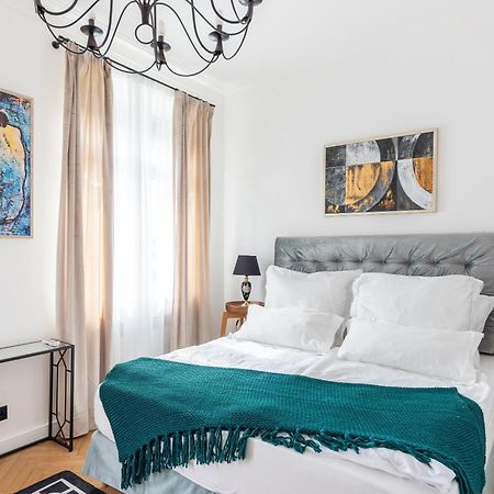 Luxury Apartment With A Balcony And A Terrace Prag Exterior foto