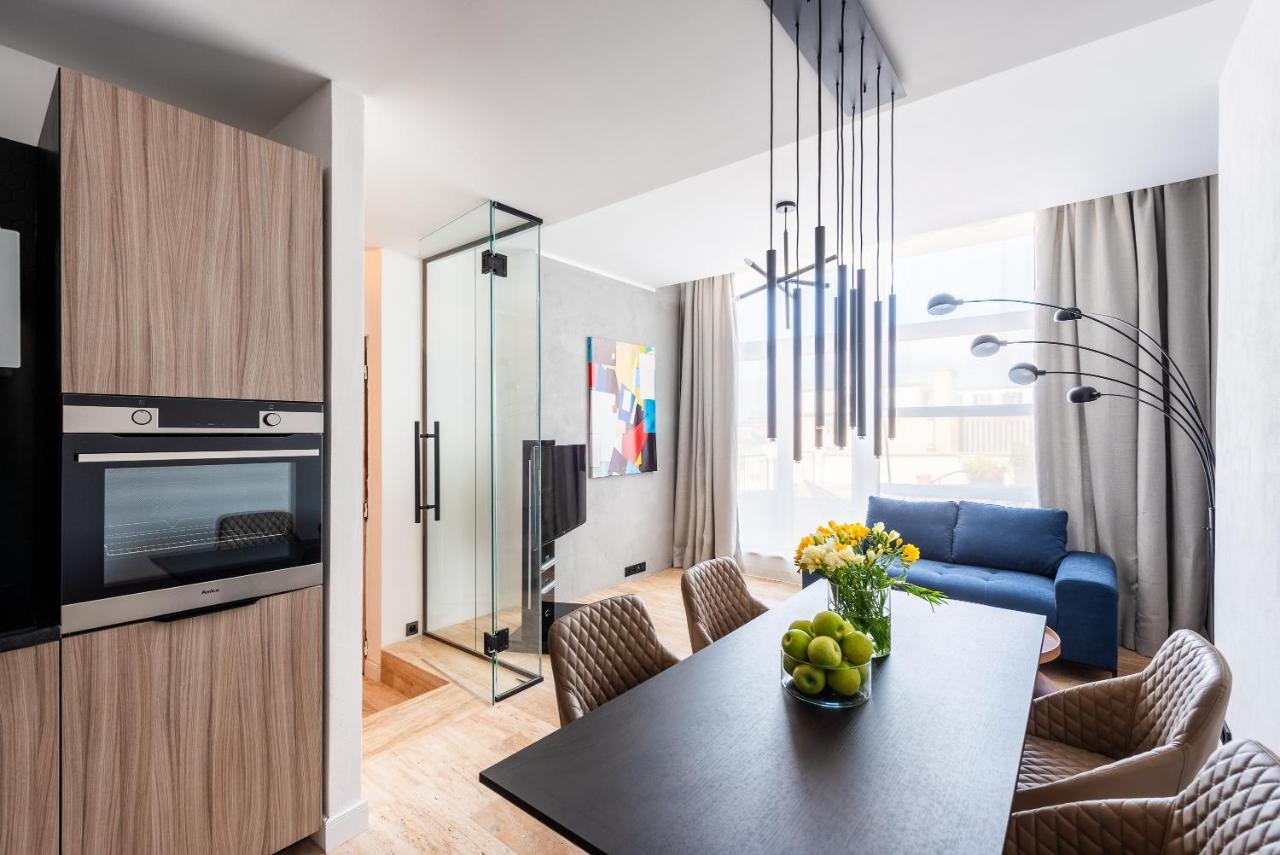 Luxury Apartment With A Balcony And A Terrace Prag Exterior foto