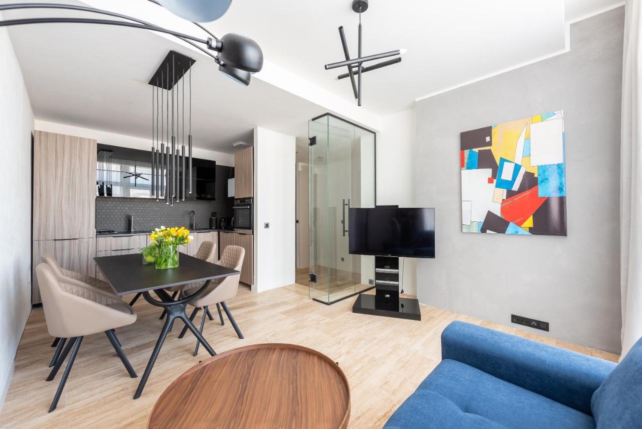 Luxury Apartment With A Balcony And A Terrace Prag Exterior foto